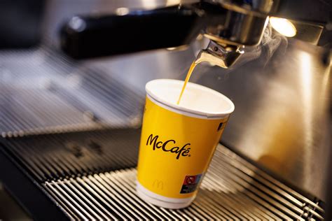 McDonald’s once again sued after customer burns herself on hot coffee